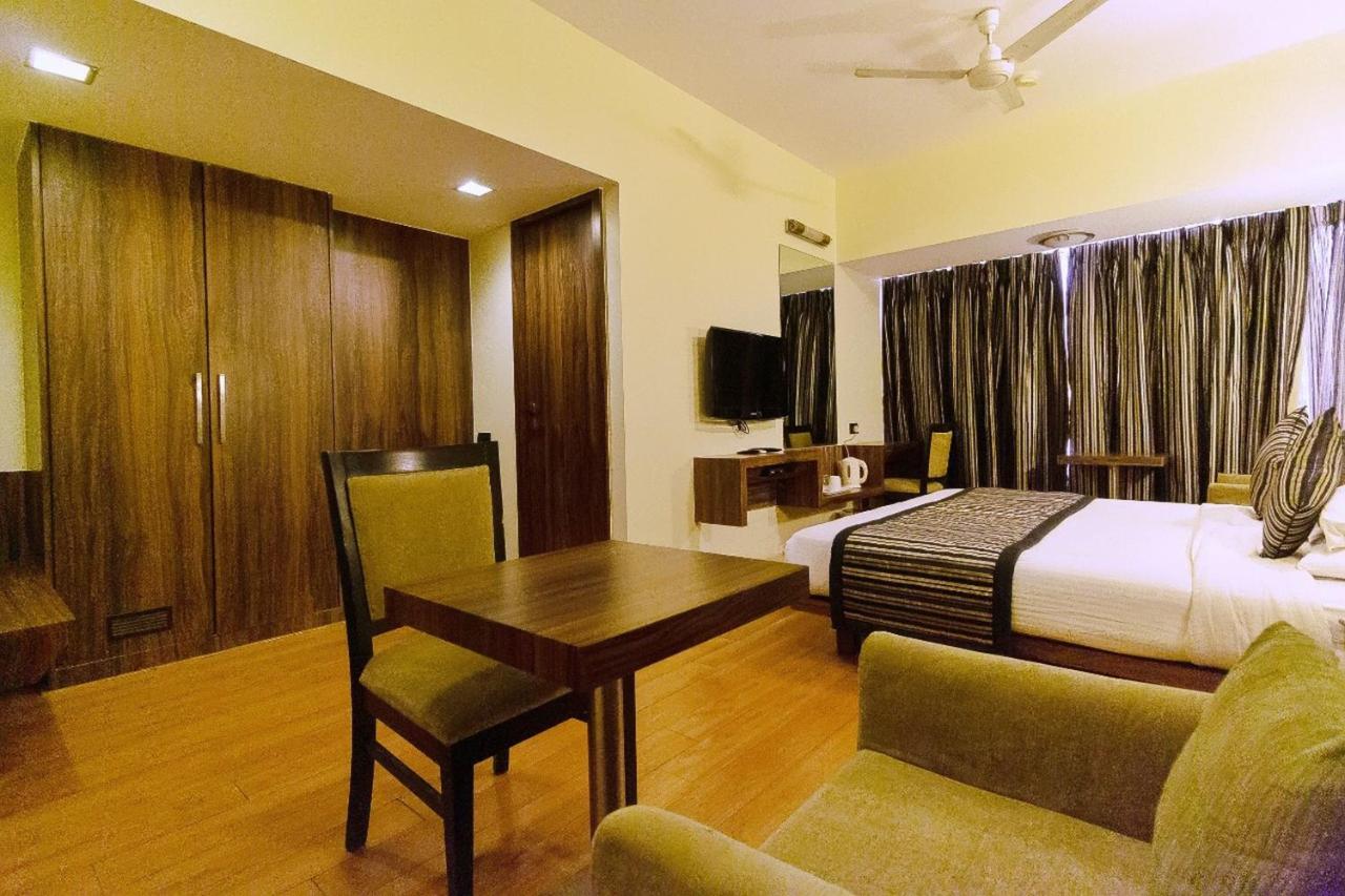 Hotel Silver Inn Mumbai Exterior foto